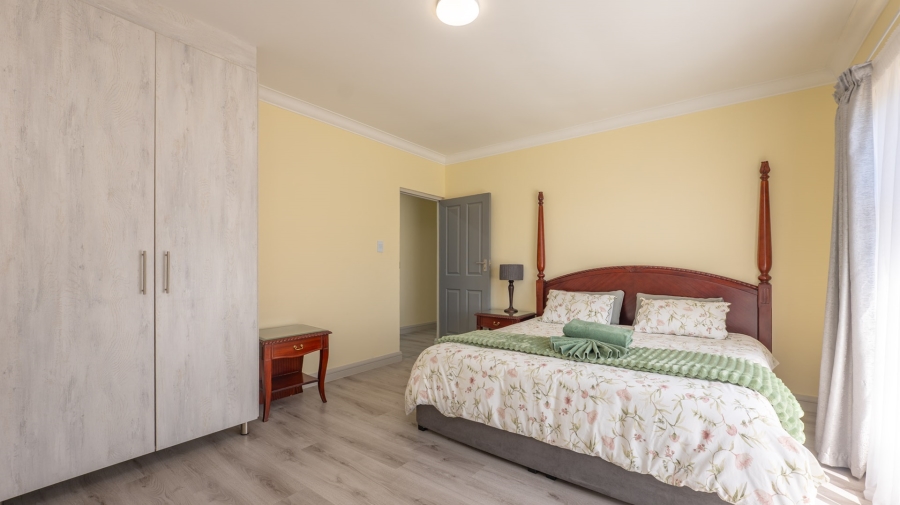 To Let 3 Bedroom Property for Rent in Agulhas Western Cape